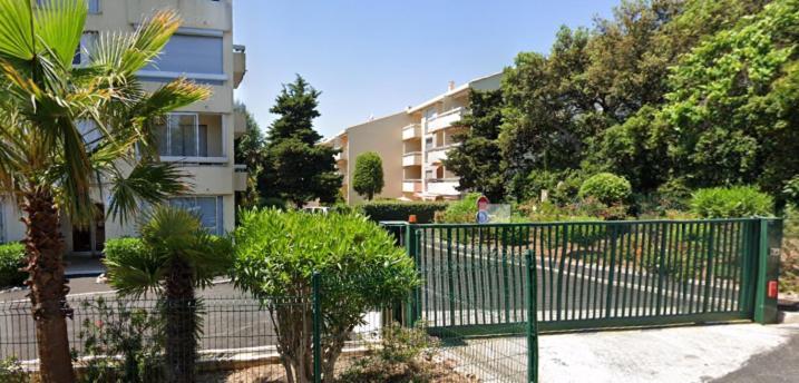 Joli Studio A Front De Mer Saint-Raphael  Bagian luar foto