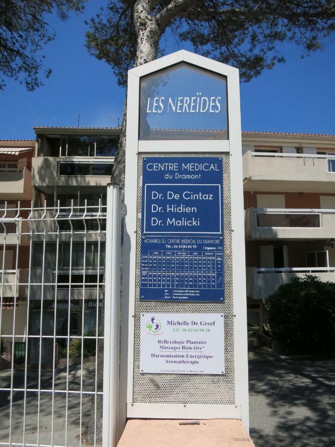 Joli Studio A Front De Mer Saint-Raphael  Bagian luar foto