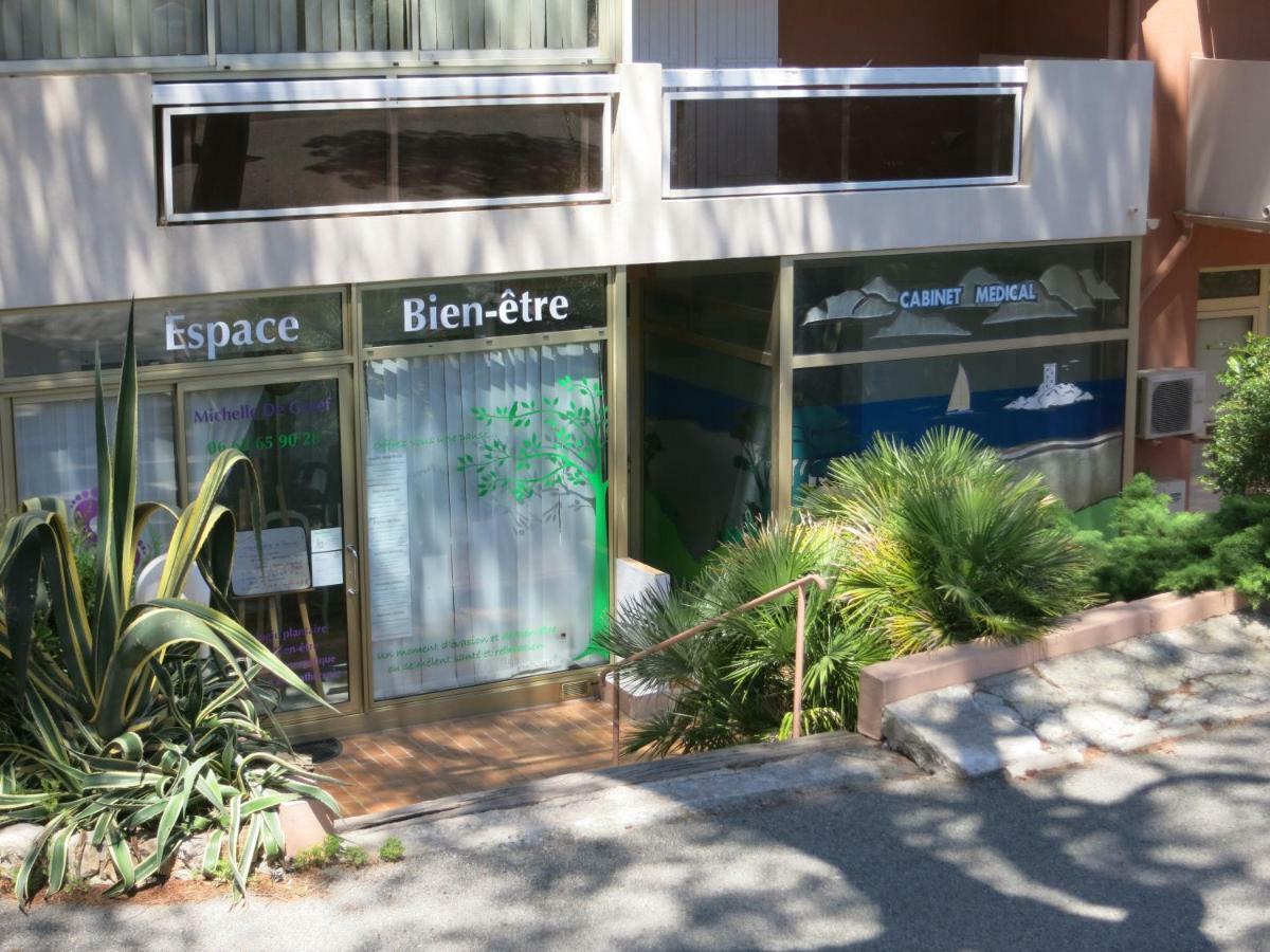 Joli Studio A Front De Mer Saint-Raphael  Bagian luar foto